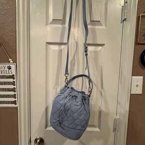 Elegant Blue Leather Quilted Bucket Bag
